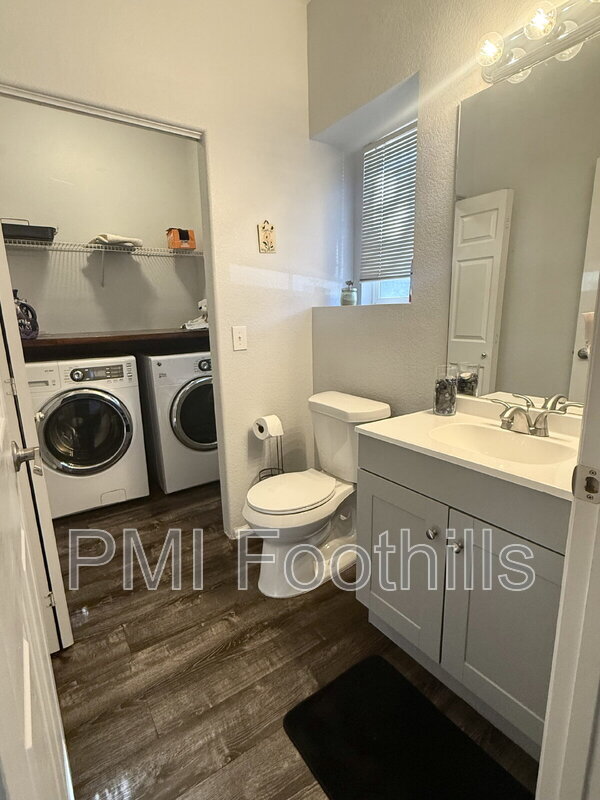 Building Photo - 9106 Gale Blvd