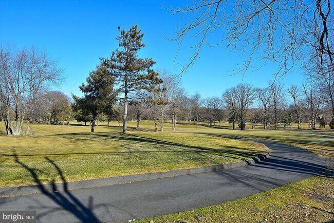 Building Photo - 13358 Sherwood Park Ln