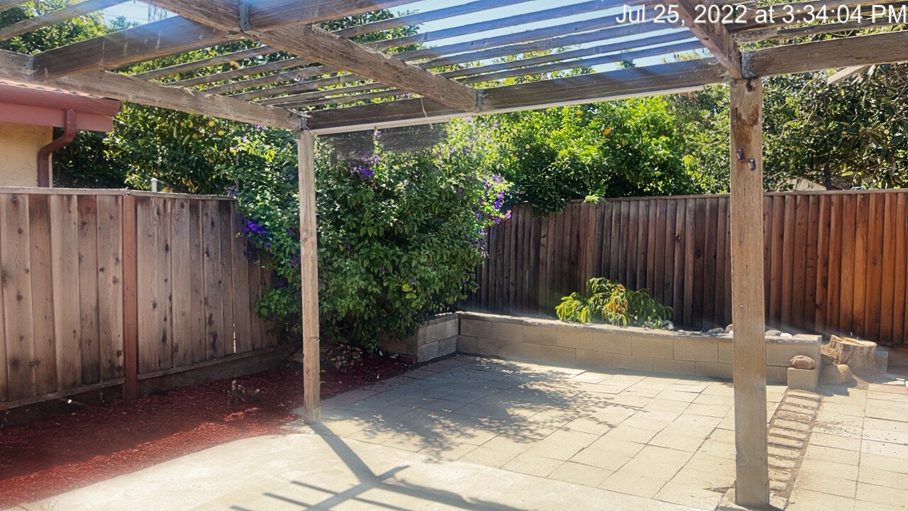 Building Photo - 2365 Fallingtree Dr