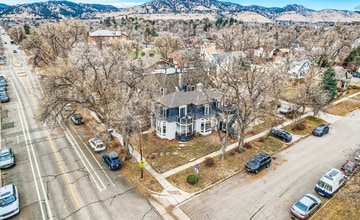 Building Photo - 2143 Spruce St