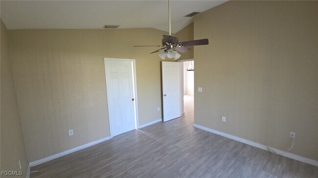 Building Photo - 835 Grant Blvd