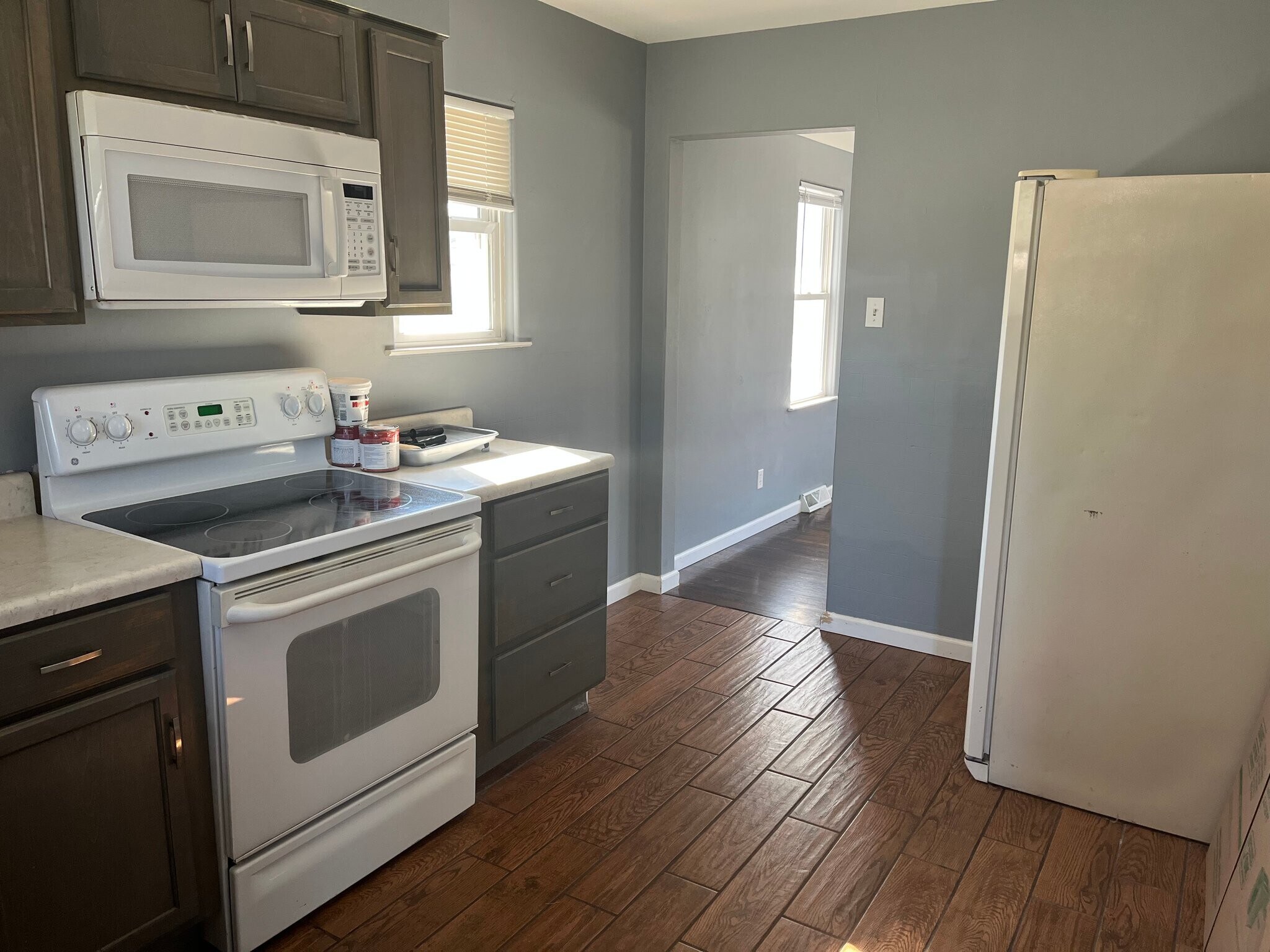 Building Photo - 3868-3870 Western Ave