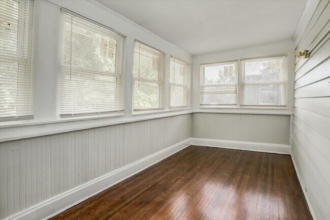 Building Photo - Move fast on this one. Apply within 24 hours of your showing and lock in $250 off your monthly re...