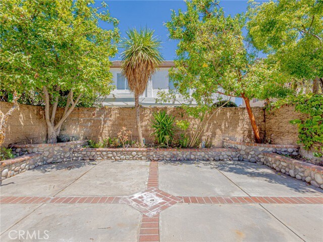 Building Photo - 428 Condor Ave