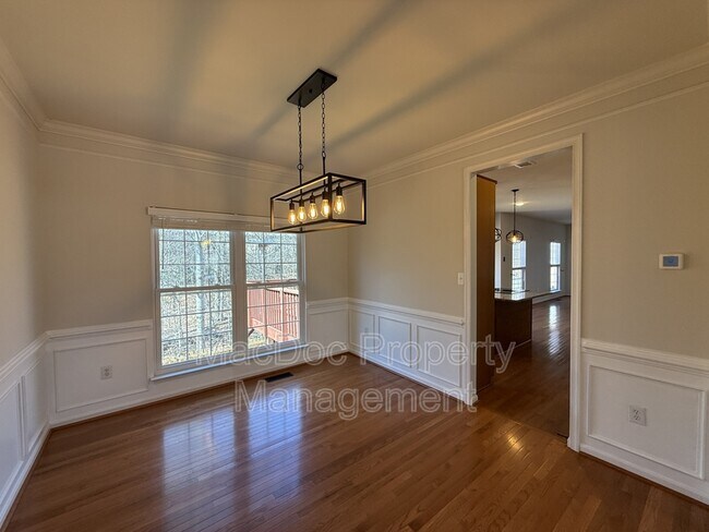 Building Photo - 14 Heatherbrook Ln