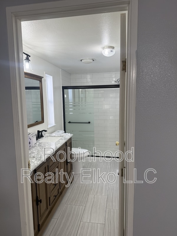 Building Photo - 300 Rustic Dr