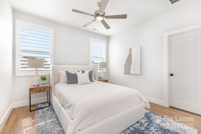 Building Photo - 2523 Irwin Strm Rd