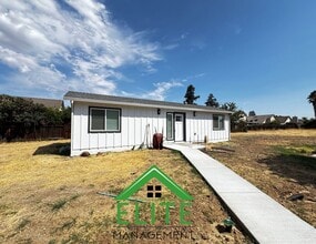 Building Photo - Spacious 2 Bedroom, 1 Bathroom ADU in Desi...