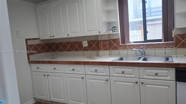 Building Photo - 7115 SW 111th Pl