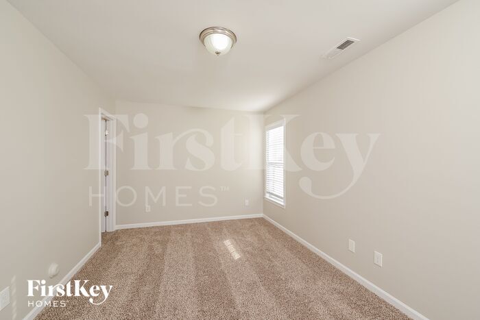 Building Photo - 6072 Birkdale Dr