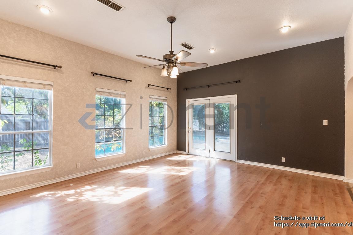 Building Photo - 4903 Sage Hen Dr