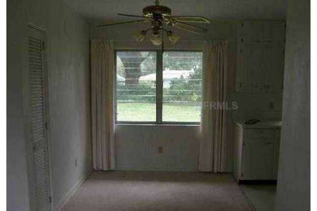 Building Photo - 4090 Oak Dr