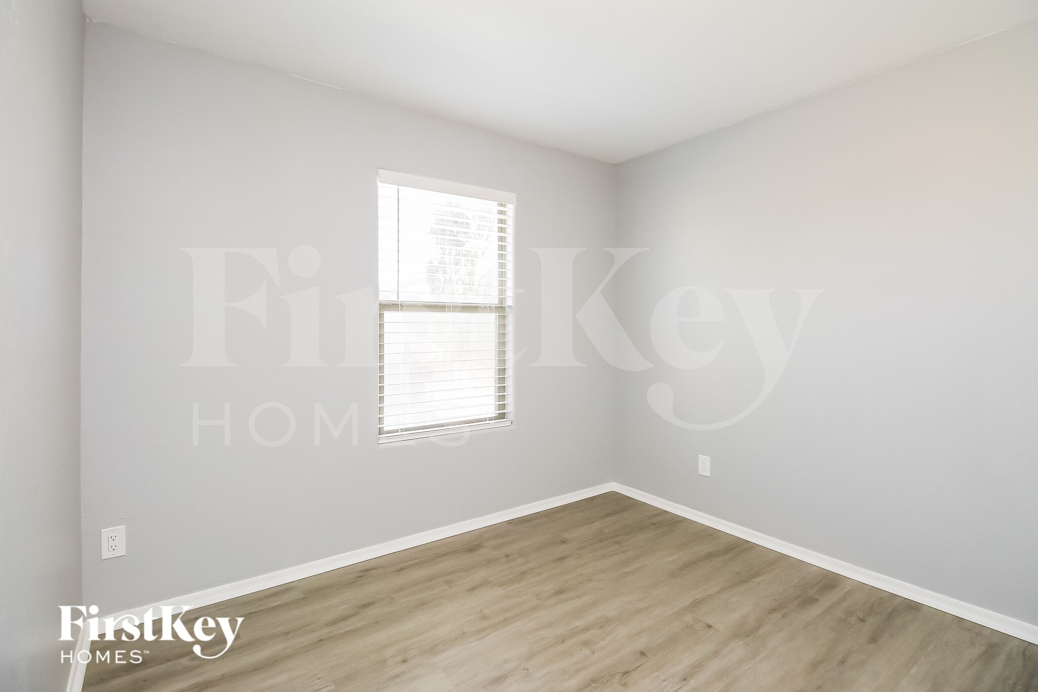 Building Photo - 40608 N High Meadows Dr