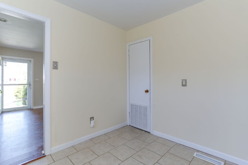 Building Photo - 1516 Denton Dr