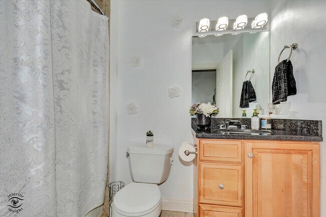 Building Photo - 4330 N Neva Ave