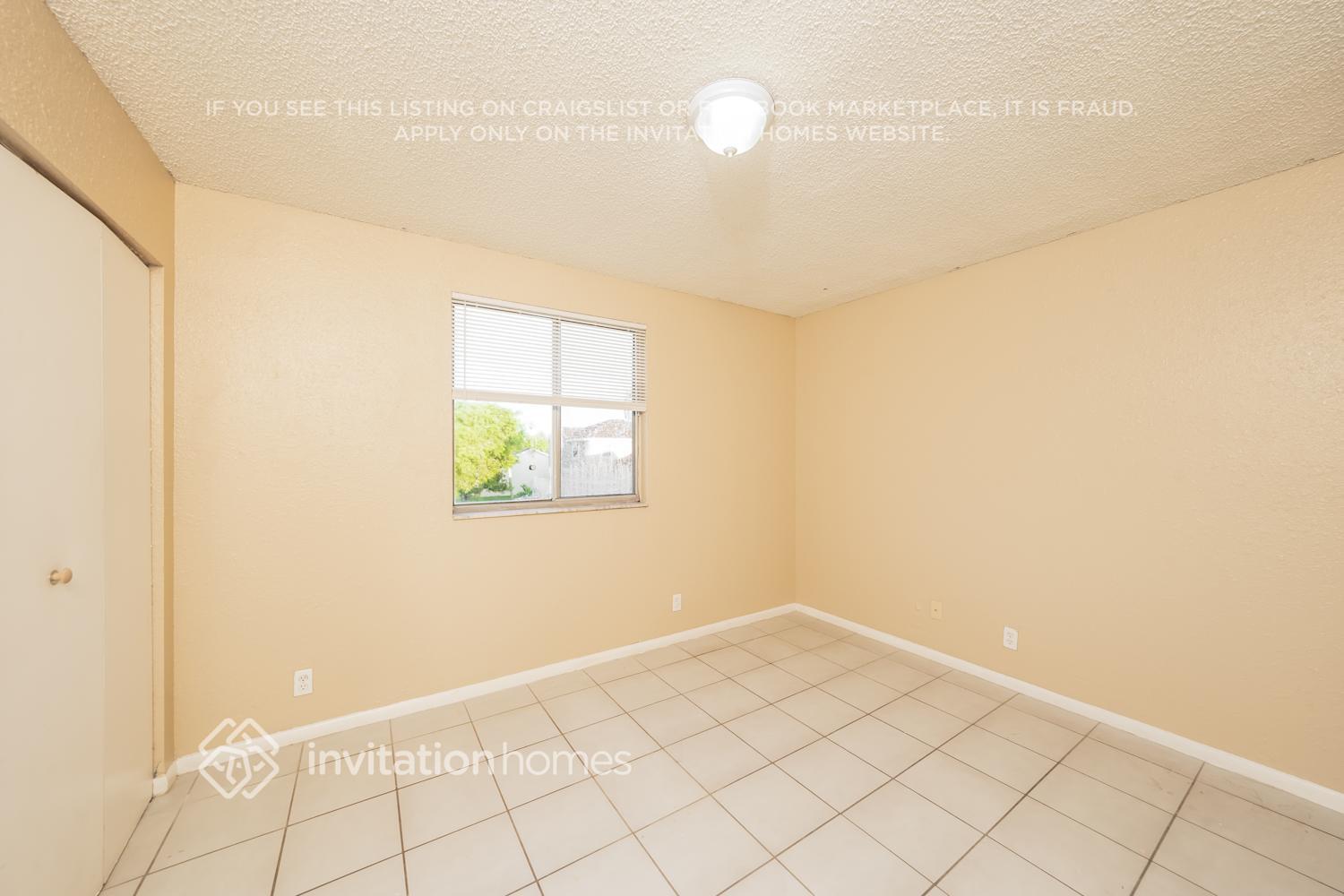 Building Photo - 9897 Moss Pond Dr