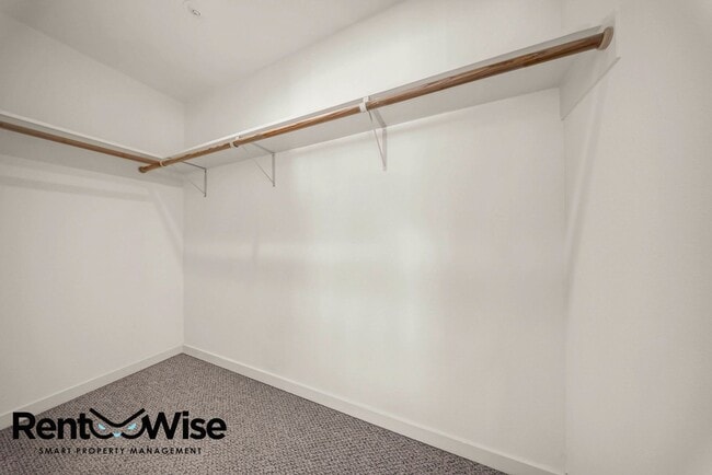 Building Photo - 68 McCoppin St