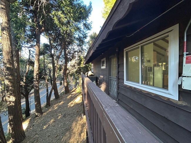 Building Photo - 23796 Skyland Dr