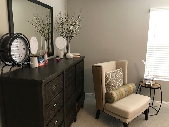 Building Photo - 1107 Sugarwood St