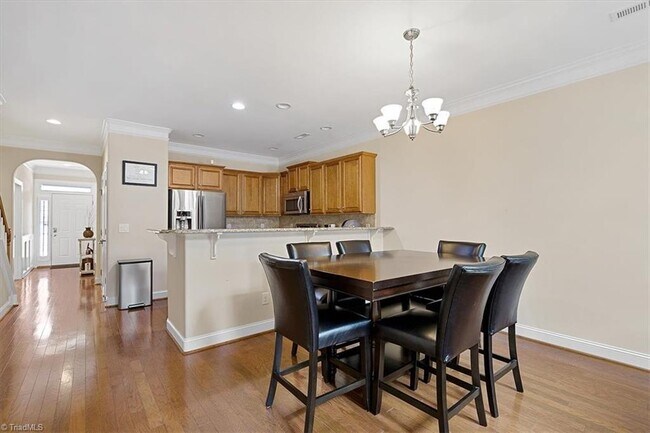 Building Photo - 1475 Neville Gardens Ln
