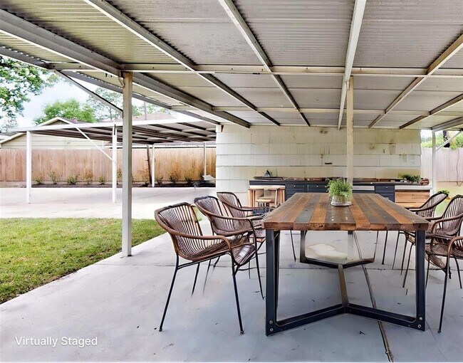 Building Photo - 9746 Tappenbeck Dr