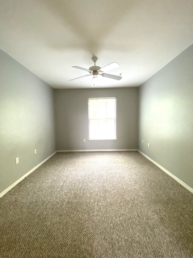 Building Photo - 6129 Metrowest Blvd