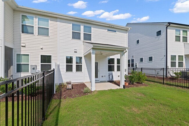 Building Photo - 35 Village Edge Dr