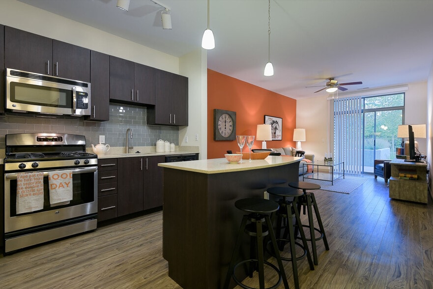 7001 Arlington At Bethesda Apartments Bethesda, MD Apartment Finder