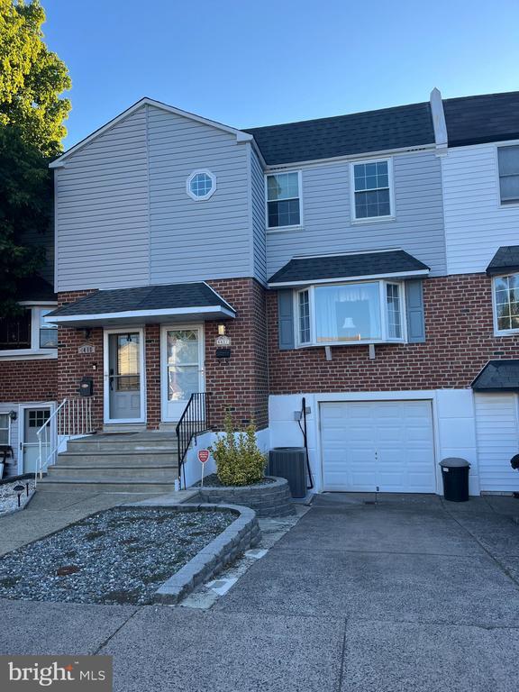 Building Photo - 4417 Crossland Rd