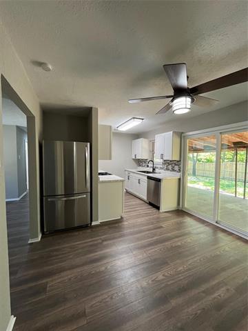 Building Photo - 3702 Larry St