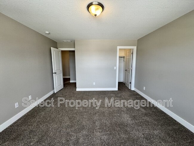 Building Photo - 12367 Speranza Dr