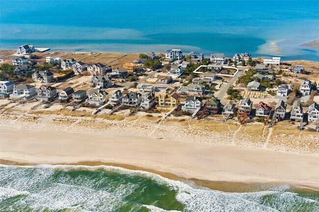 Building Photo - 7 Cove Ln