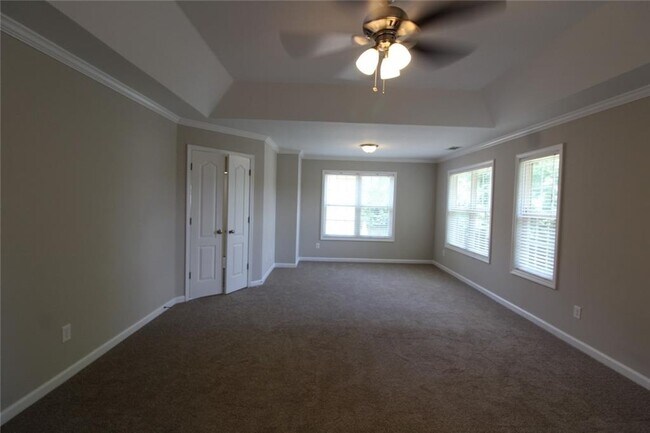 Building Photo - 1525 Woodpoint Way