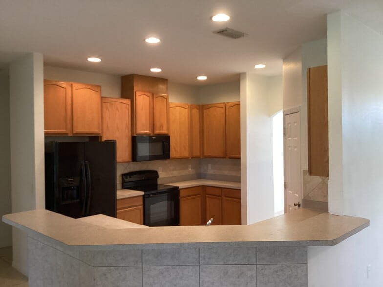 Building Photo - 1424 Mistflower Ln