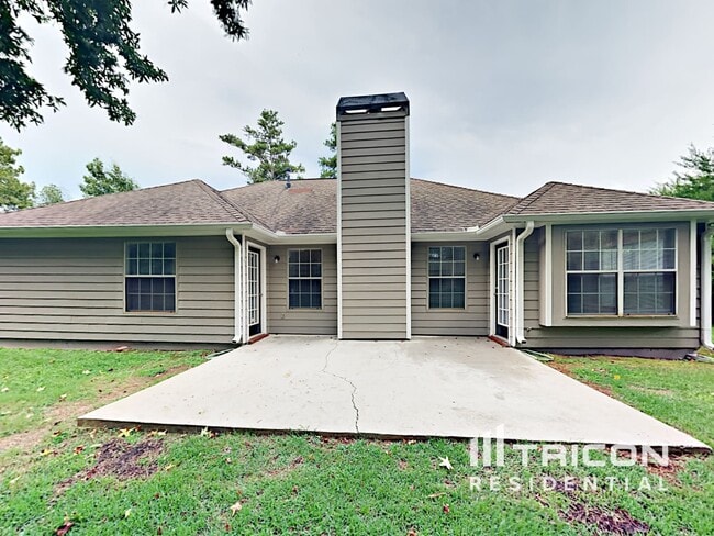 Building Photo - 301 Spivey Ridge Cir