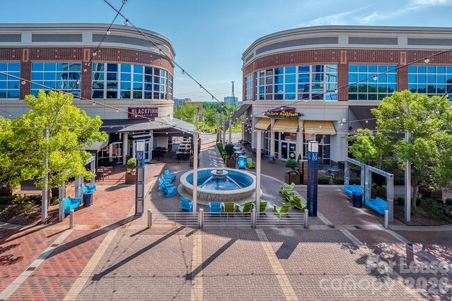 Building Photo - 14339 San Paolo Ln