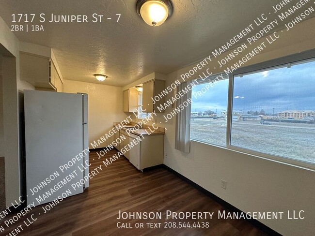 Building Photo - Check out this 2-Bedroom Apartment in Namp...