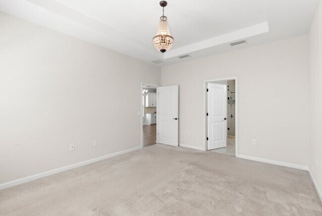 Building Photo - BEAUTIFUL Home for Rent in Estancia with T...