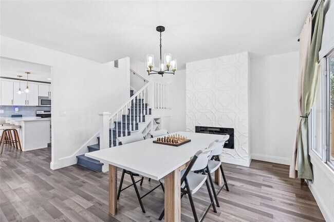 Building Photo - 2201 50th Ave N