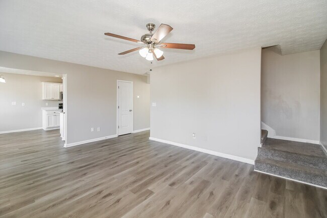 Building Photo - 780 Mesa Rd