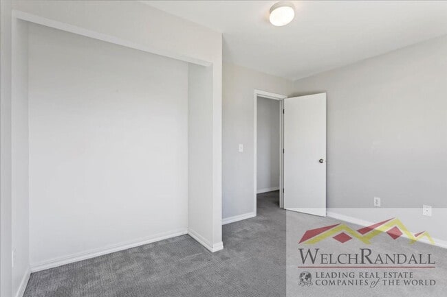 Building Photo - Beautiful Single-Family Home in Kaysville