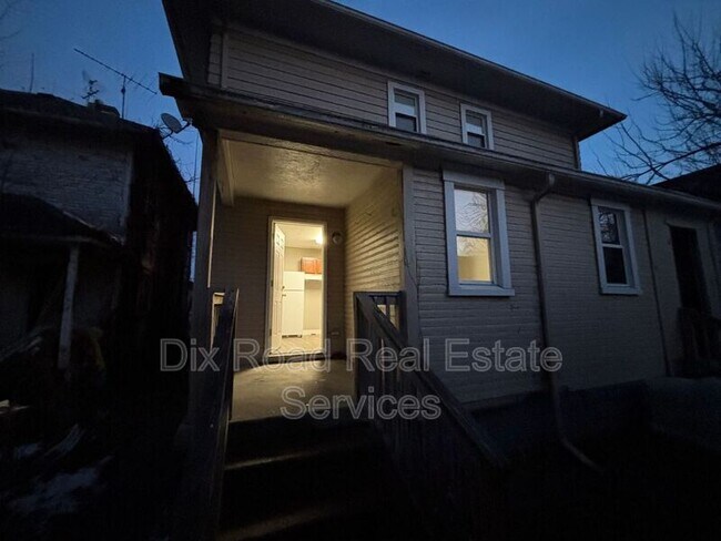 Building Photo - 1025 Richmond Ave