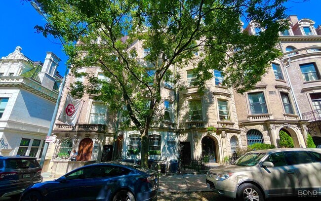 Primary Photo - 317 W 107th St