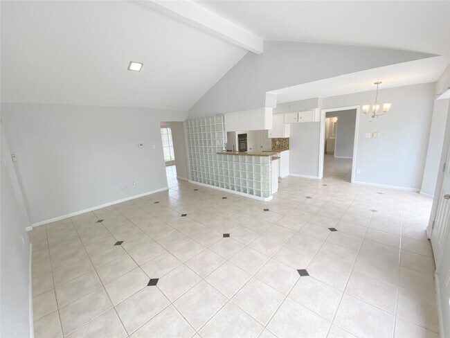 Building Photo - 8214 Riptide Dr