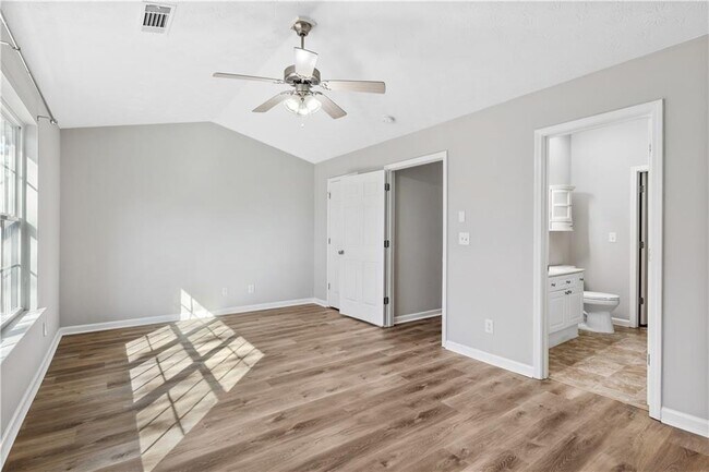 Building Photo - 4963 Vireo Dr