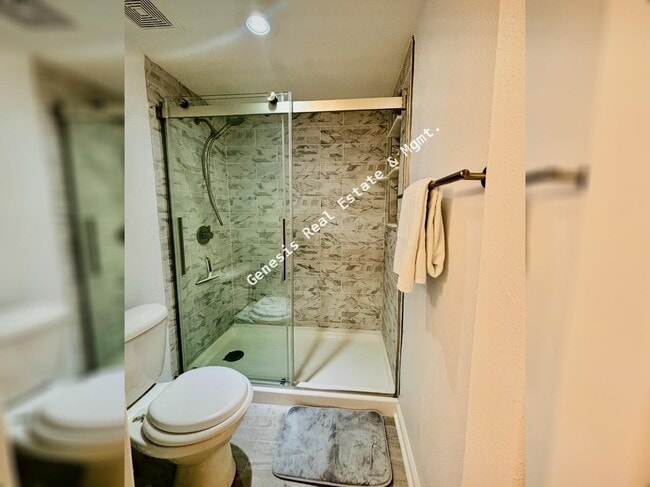 Building Photo - "Chic & Cozy 1-Bedroom Condo with Granite ...