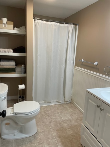 Building Photo - 27 Bunker Hill St