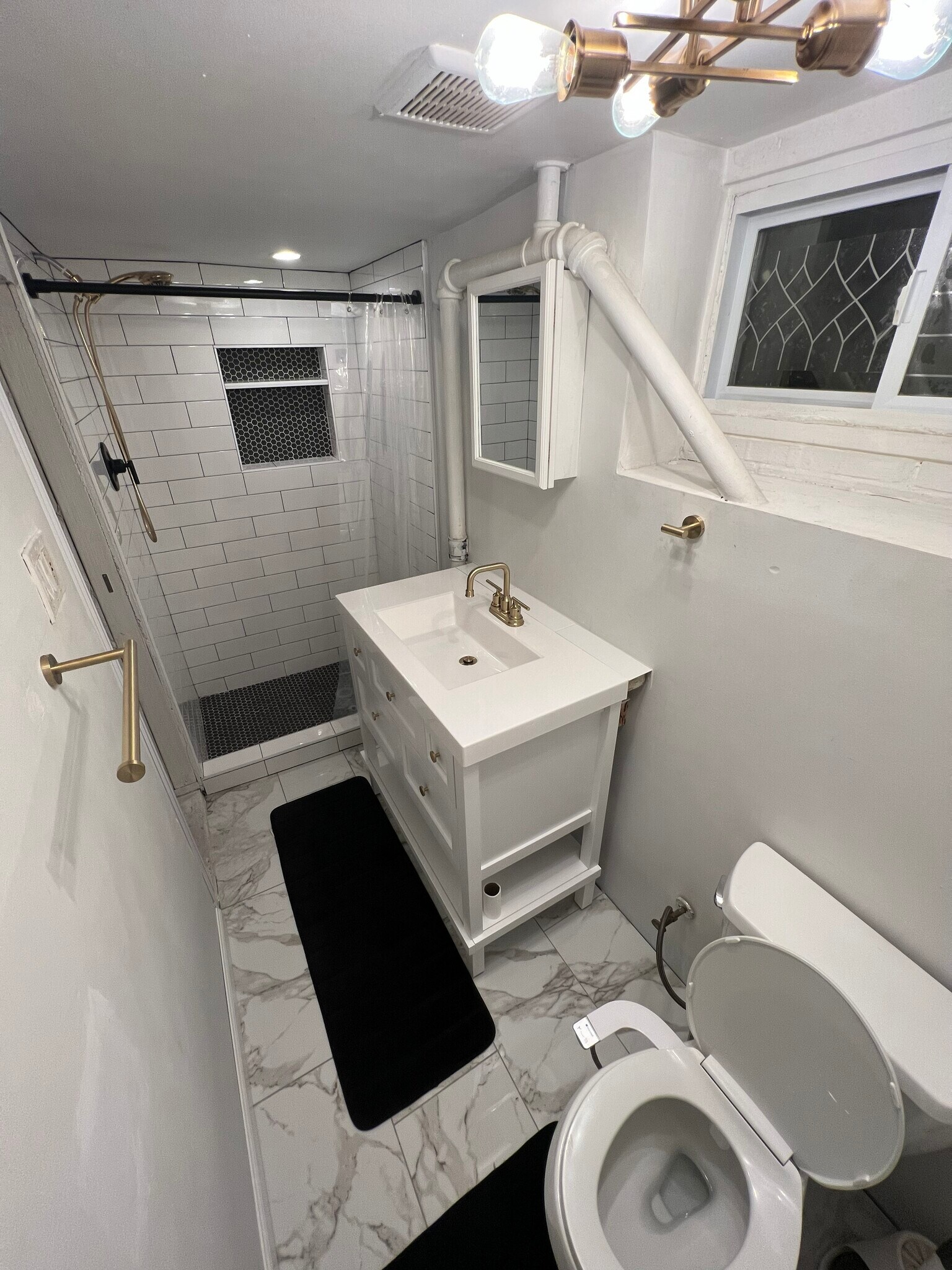 Building Photo - 1310 I St NE