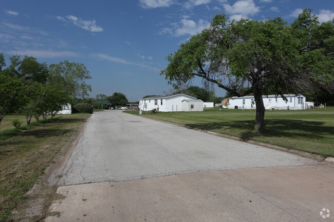 Building Photo - Vista Hills Mobile Home Ranch
