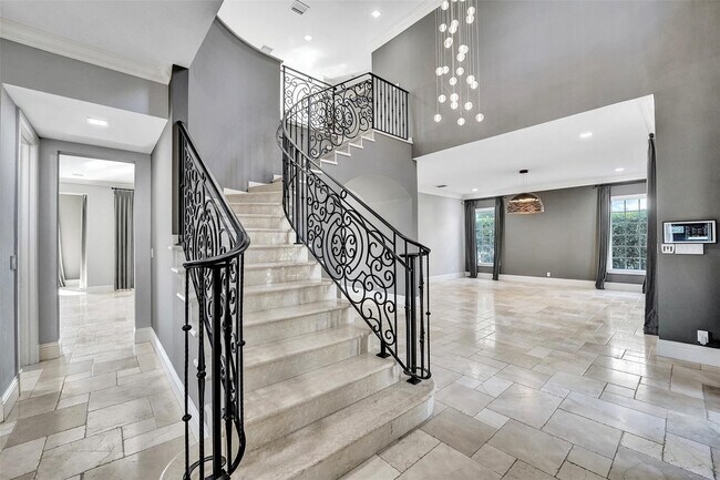 Building Photo - 1744 SE 9th St